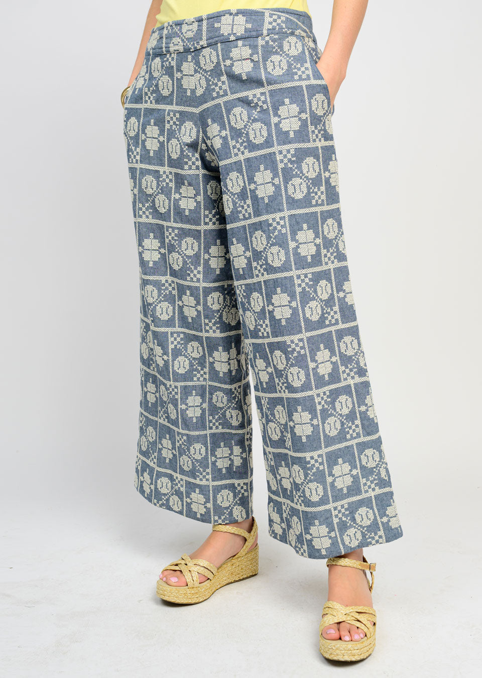 Embroidered Pant