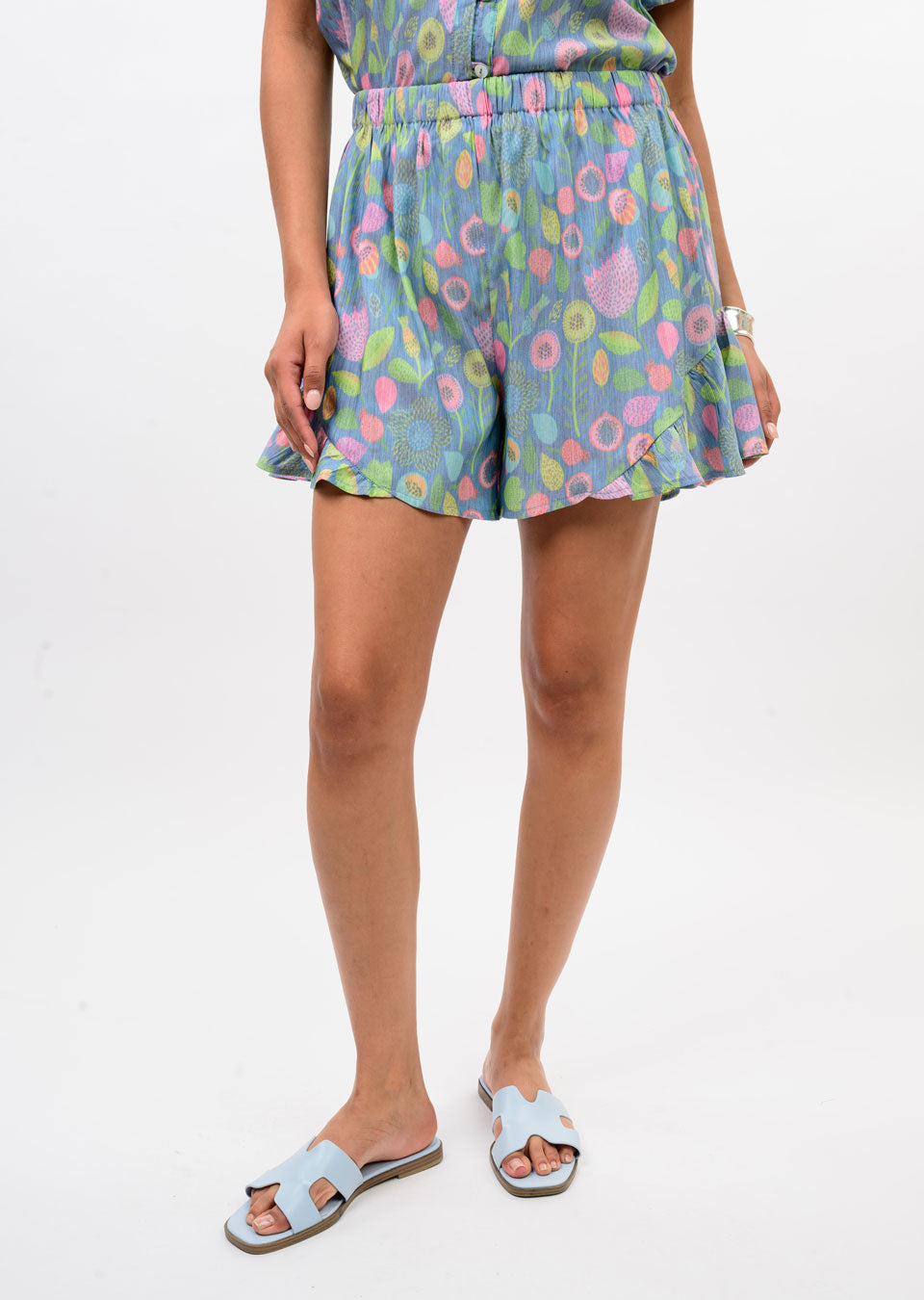 Flounce Hem Short