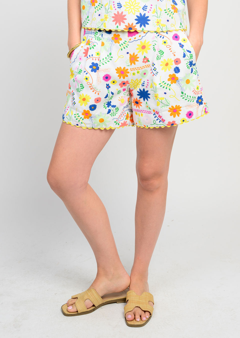 Flores Shorts